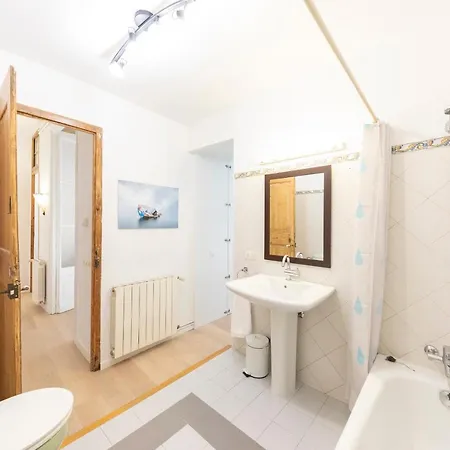 Bravissimo Placa Del Vi, Authentic Historic Apartment Gerona Buitenkant foto